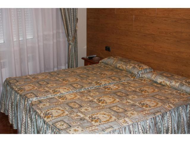 Hostal Castilla Бенавенте Экстерьер фото